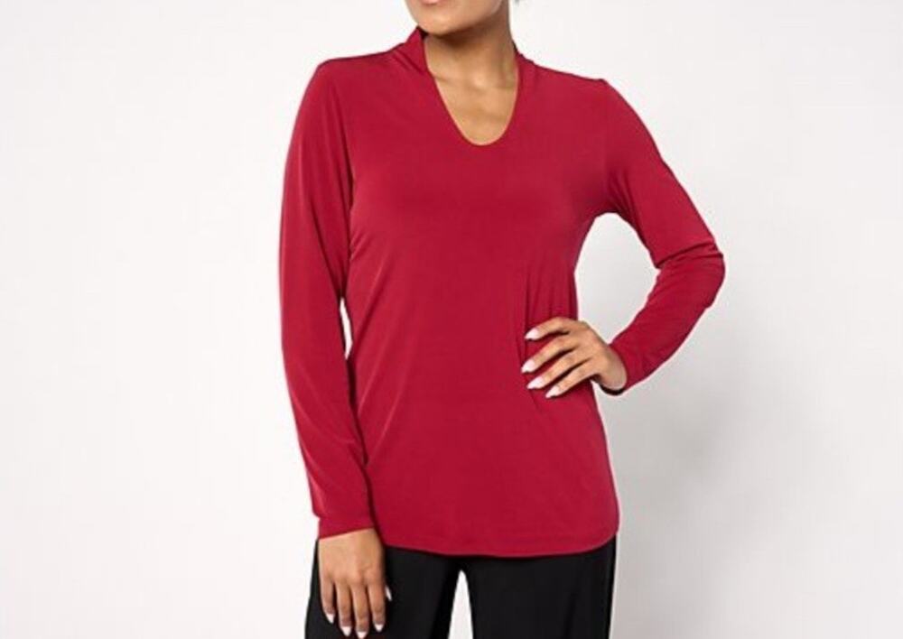 Susan Graver Size Large Dark Cranberry Liquid Knit Voop Neck Top A672463 NWOT